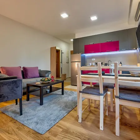 Asteri Apartamento *